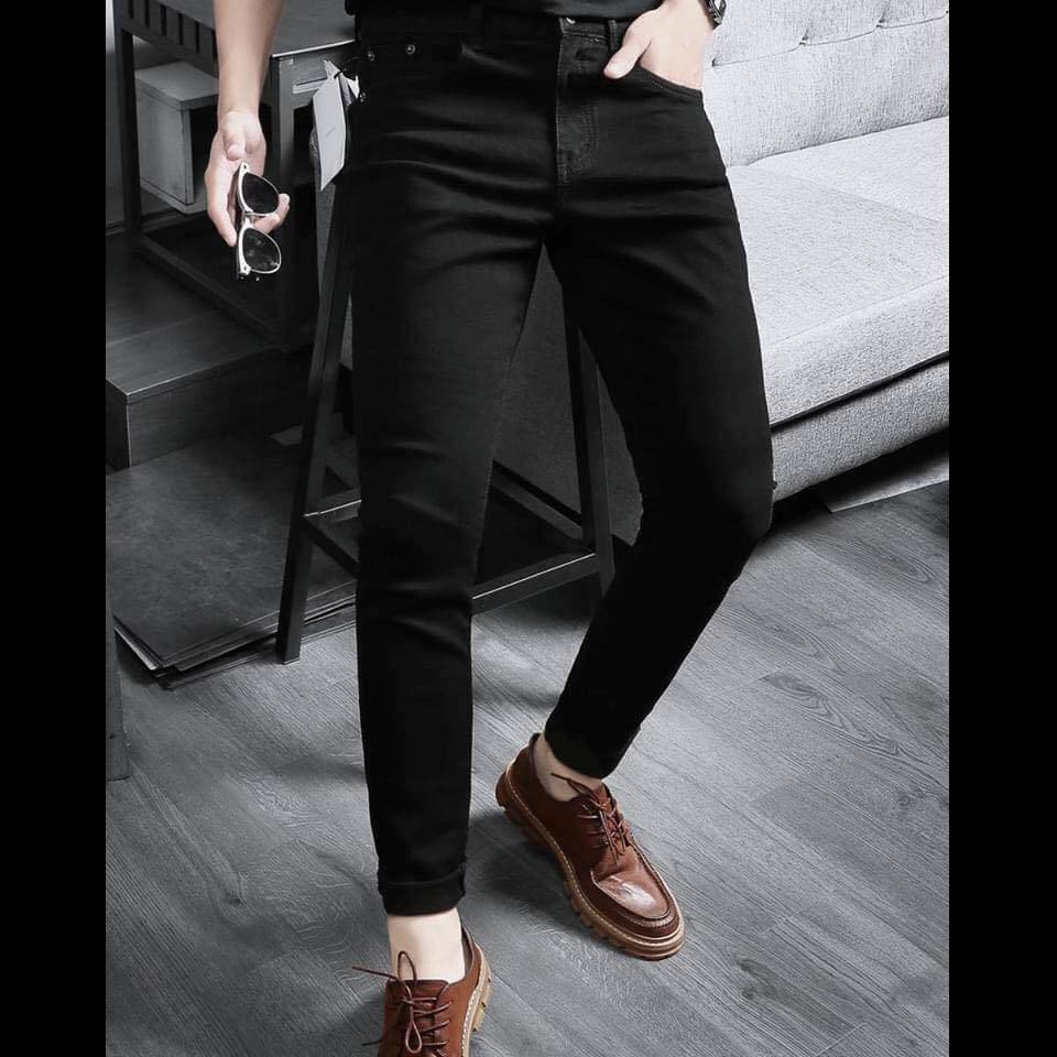Elastic Skinny Fit Black Denim Jeans Elastic Skinny Fit Black Denim Jeans