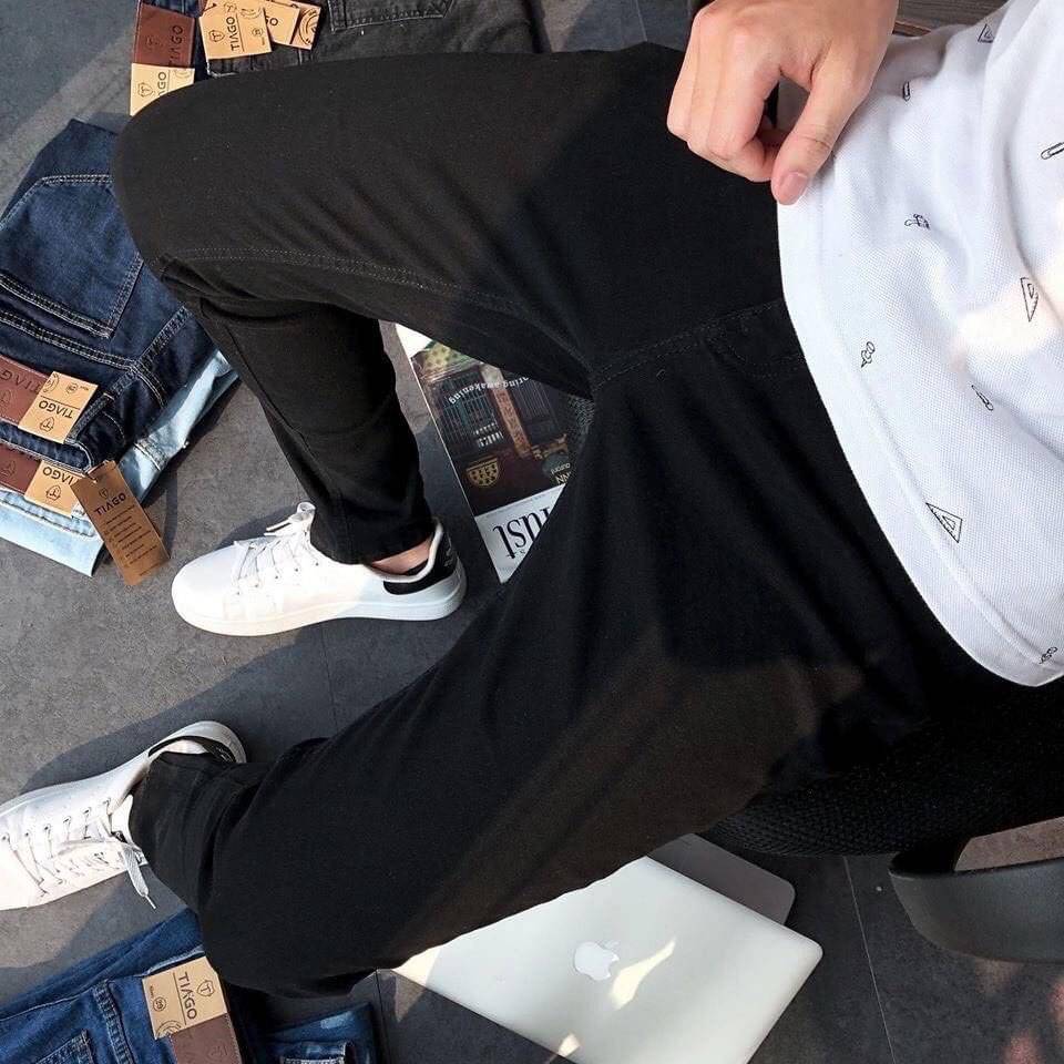 Elastic Skinny Fit Black Denim Jeans Elastic Skinny Fit Black Denim Jeans