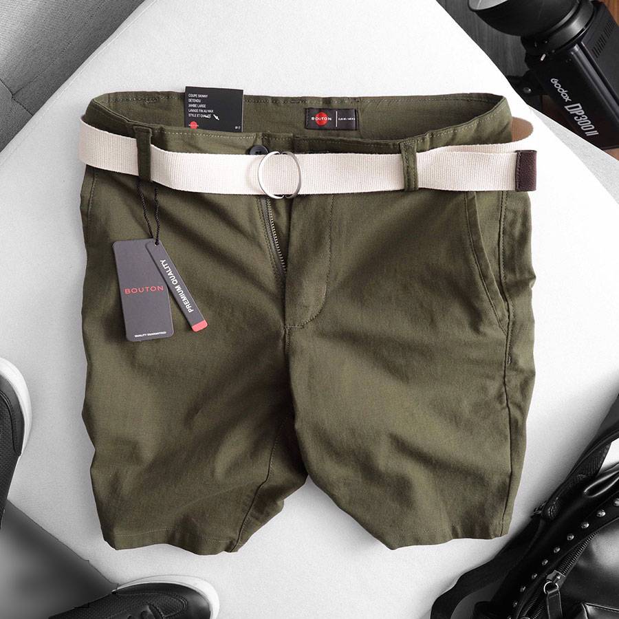 White Belt Waist Linen Shorts White Belt Waist Linen Shorts