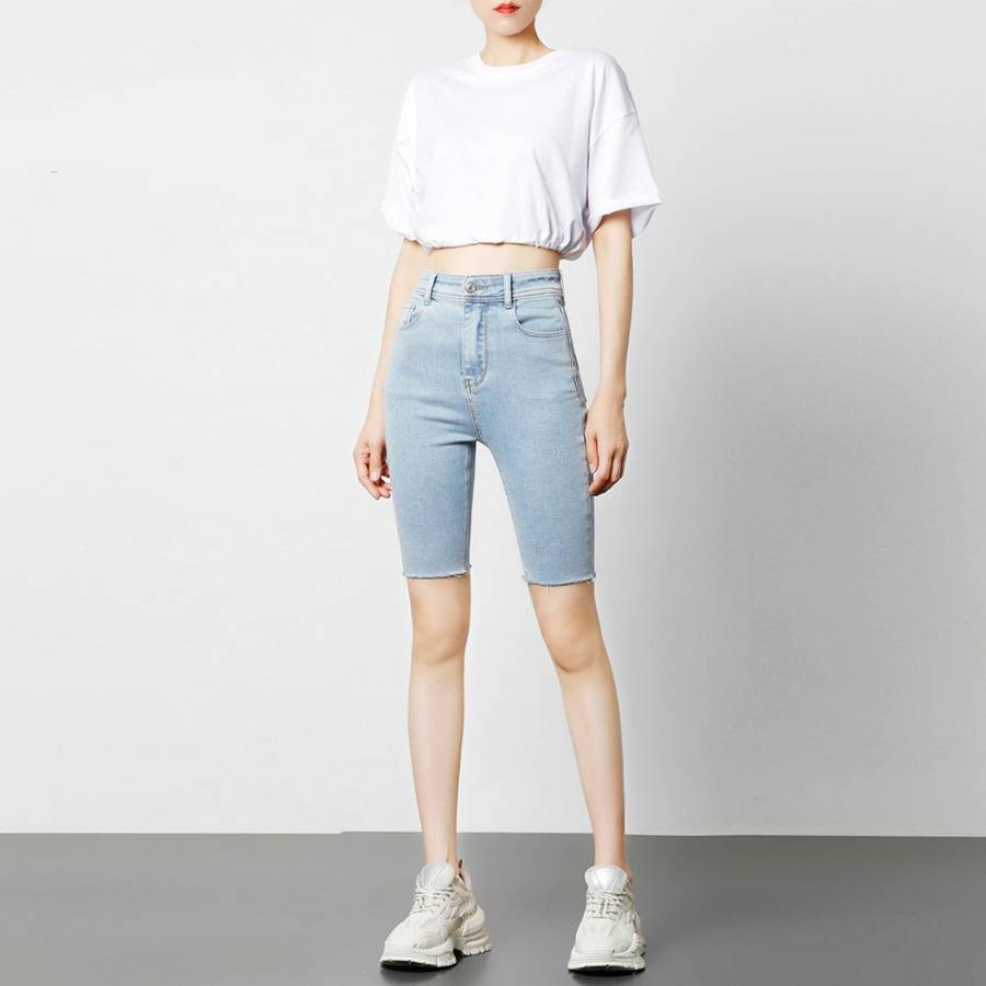 Knee-Length Blue Stretch Denim Shorts Knee-Length Blue Stretch Denim Shorts