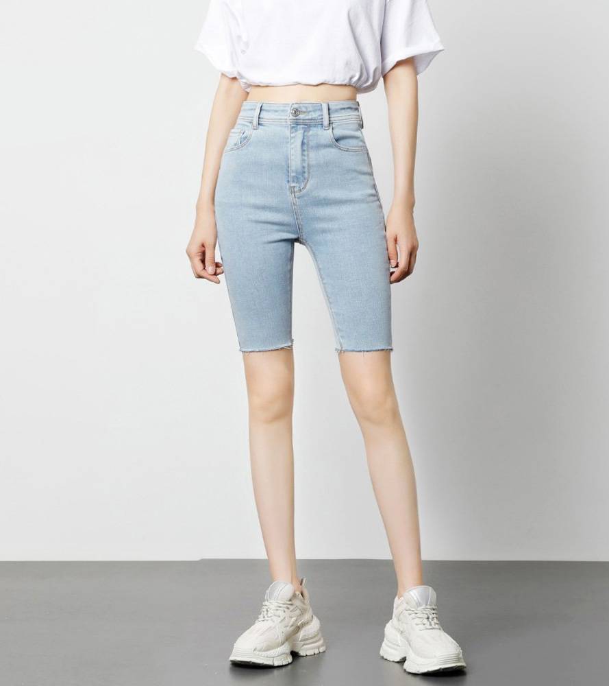 Knee-Length Blue Stretch Denim Shorts Knee-Length Blue Stretch Denim Shorts