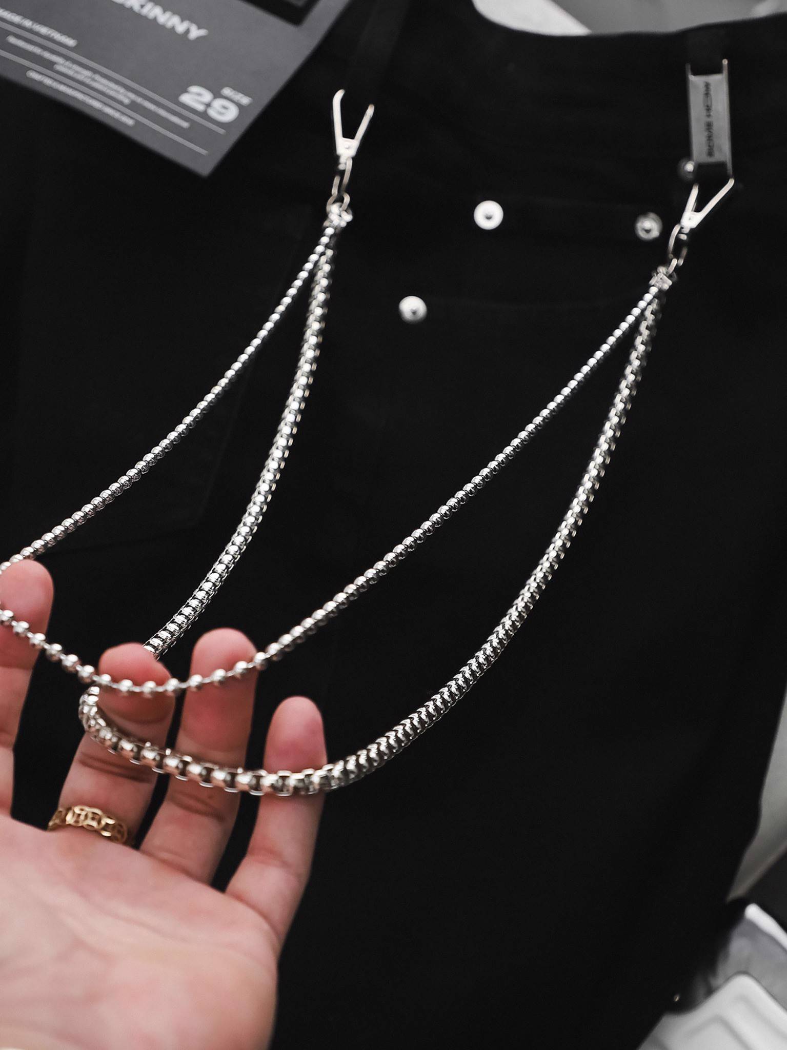 Black Denim Jeans With Chain Black Denim Jeans With Chain